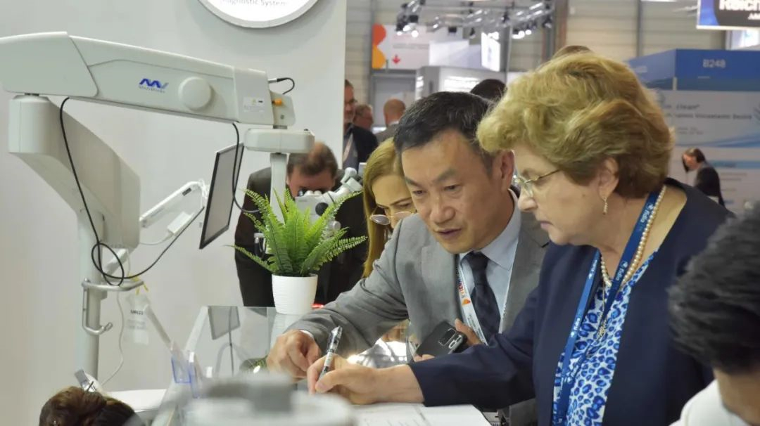 MediWorks @ 2023 ESCRS｜See the Details, Reveals the Difference