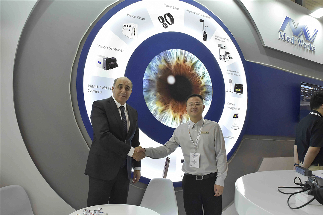 MediWorks @ 2023 ESCRS｜See the Details, Reveals the Difference