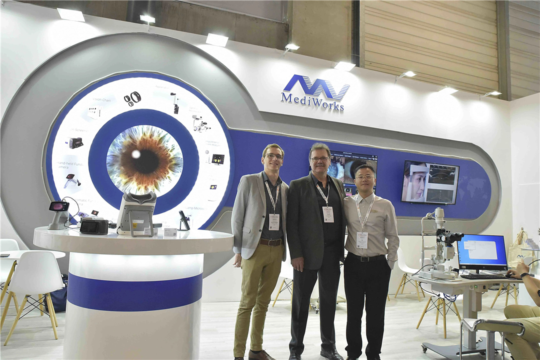 MediWorks @ 2023 ESCRS｜See the Details, Reveals the Difference