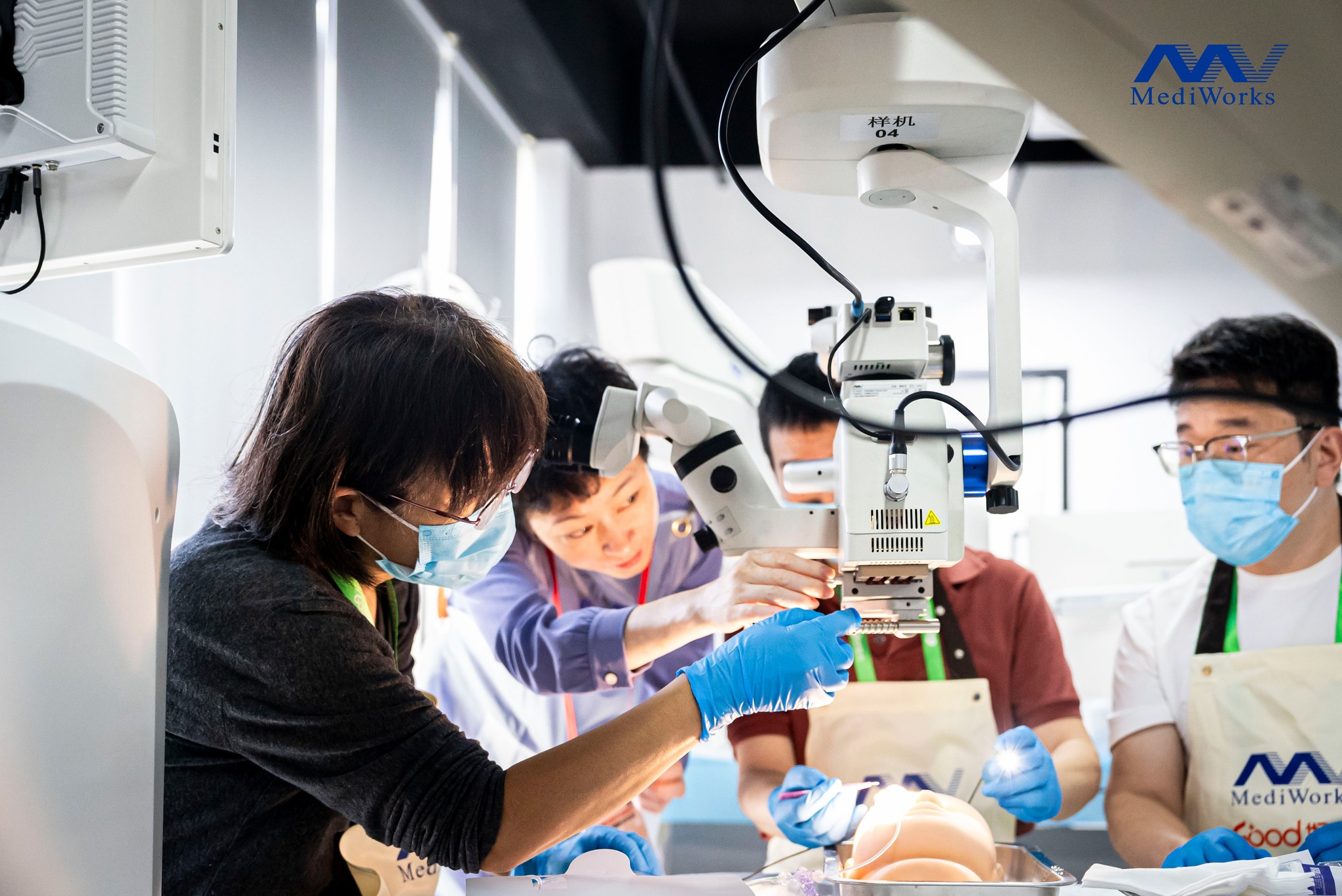 MediWorks @ The third session of our vitrectomy hands-on training program