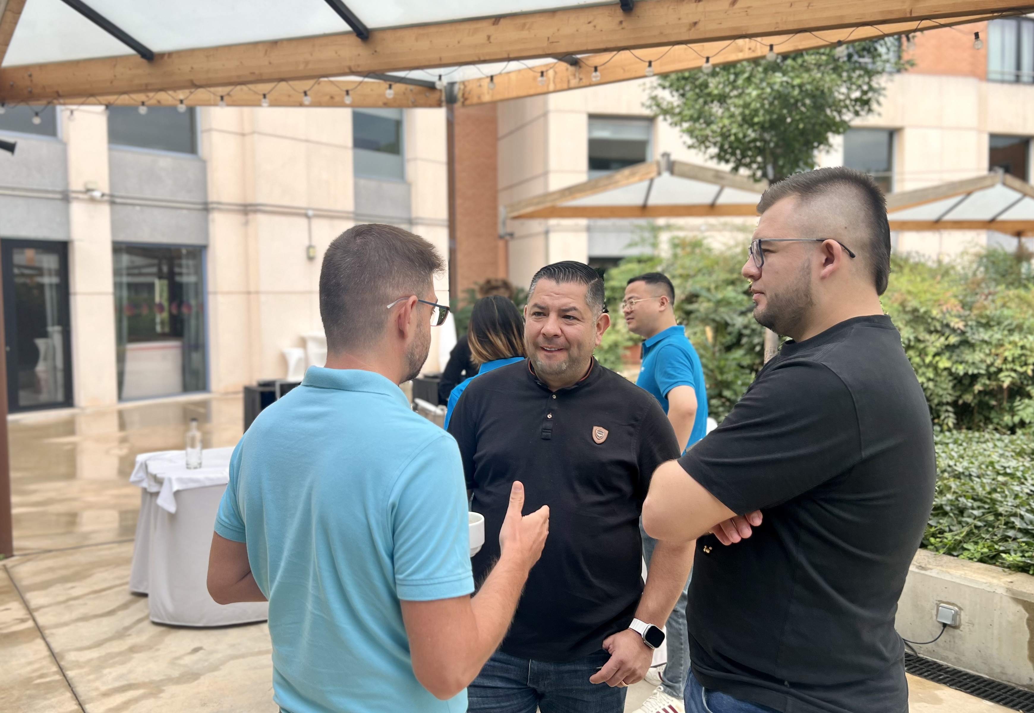 ESCRS 2024 ｜MediWorks Celebrates 20th Anniversary in Spain