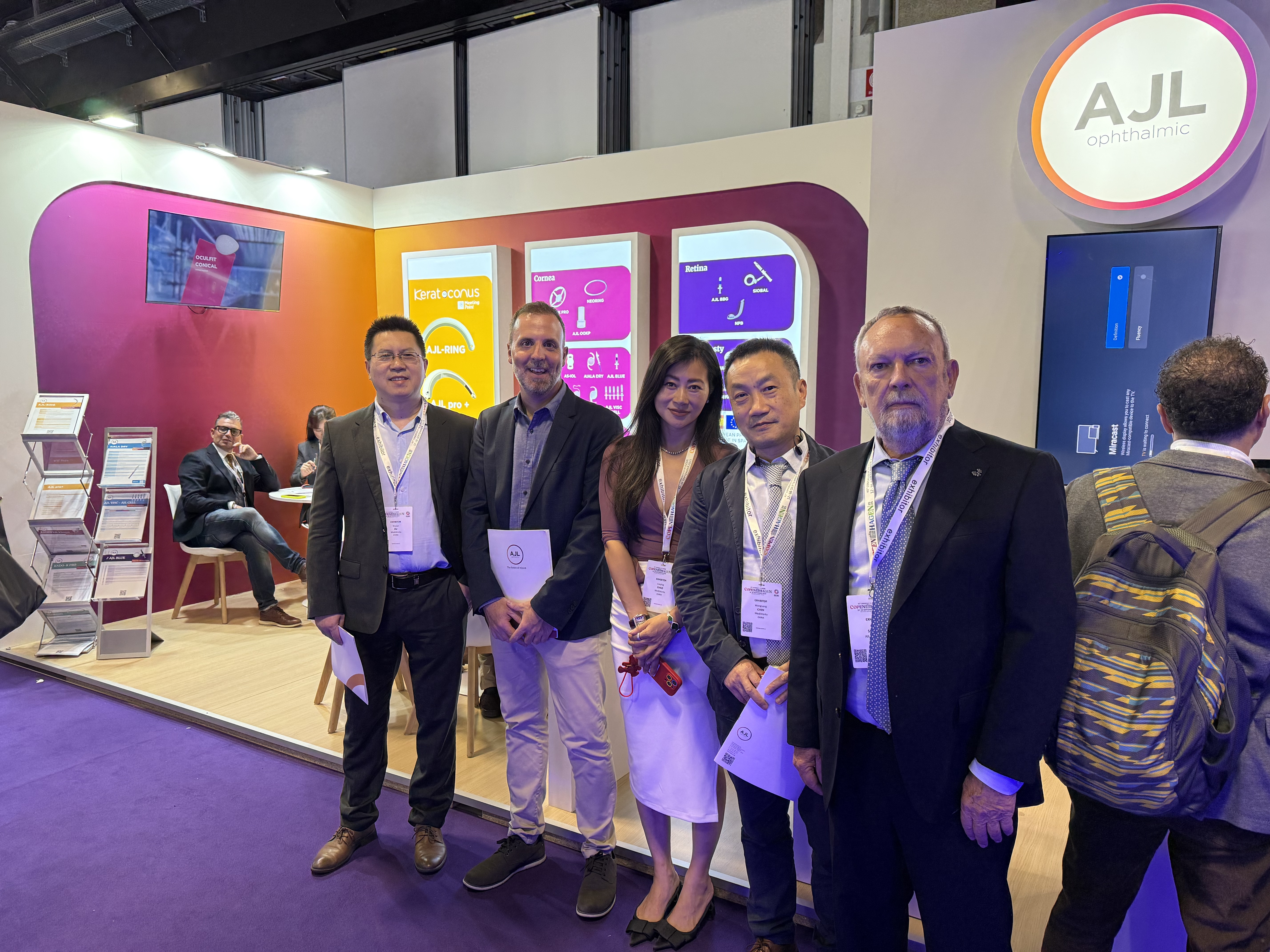 MediWorks Showcases Innovation at the 43rd ESCRS Annual Congress in Copenhagen