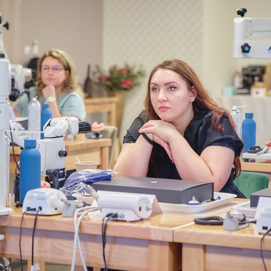 Successful Conclusion of Dental Educational Activity: Highlighting the Integration of Dental Operating Microscopes in Modern Dentistry