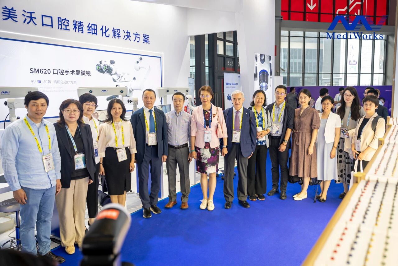 Exhibition Review | Microscopic Technology Makes Dental Treatment More Precise, MediWorks Leads You to Explore FDI