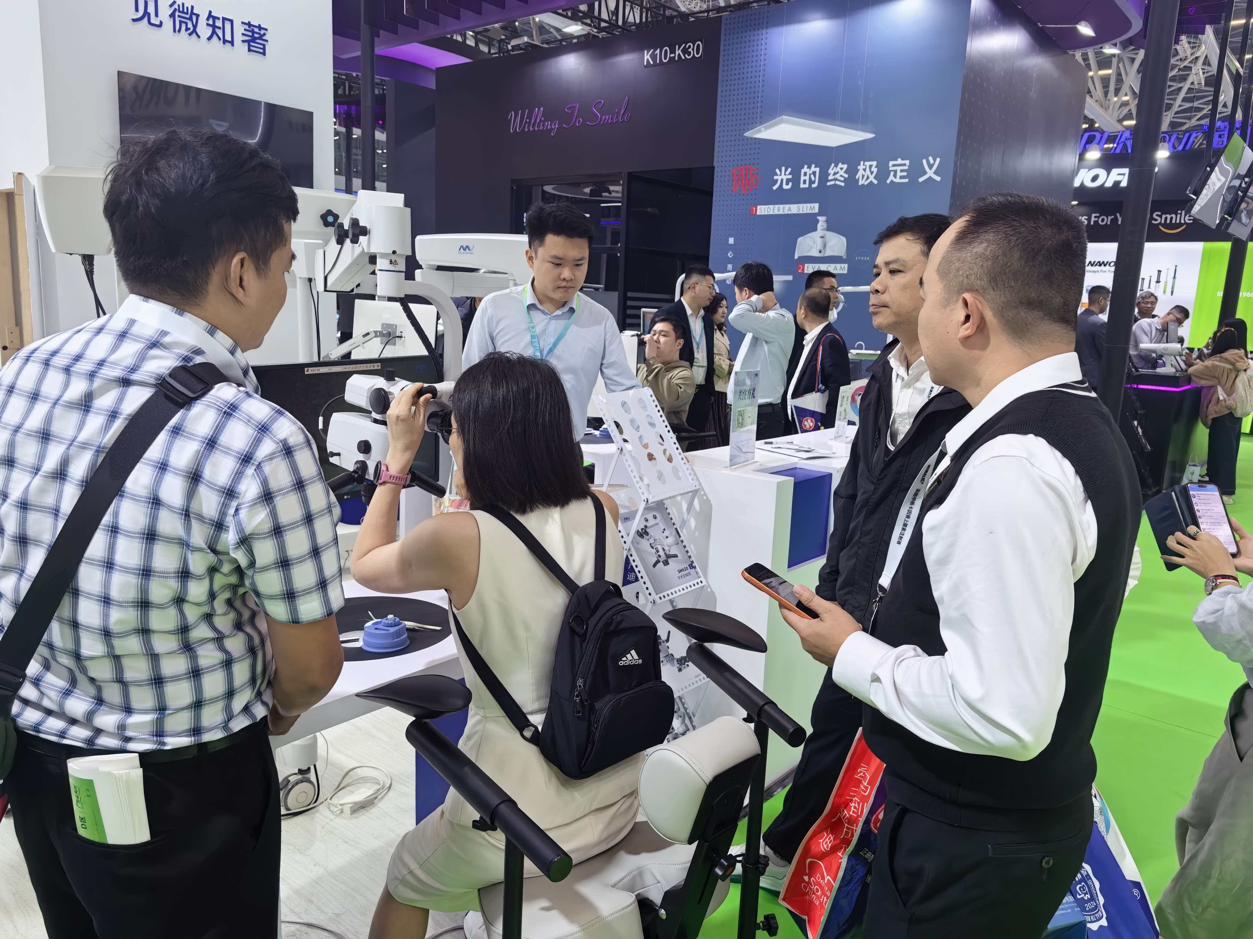 MediWorks Dental Makes a Grand Appearance at South China International Dental Exhibition, Empowering the Entire Oral Diagnosis and Treatment Scenario with Cutting-Edge Technology