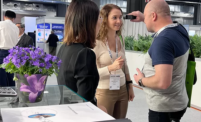 MediWorks Showed at ESCRS 2022 in Milano