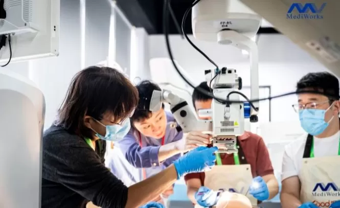 MediWorks @ The third session of our vitrectomy hands-on training program